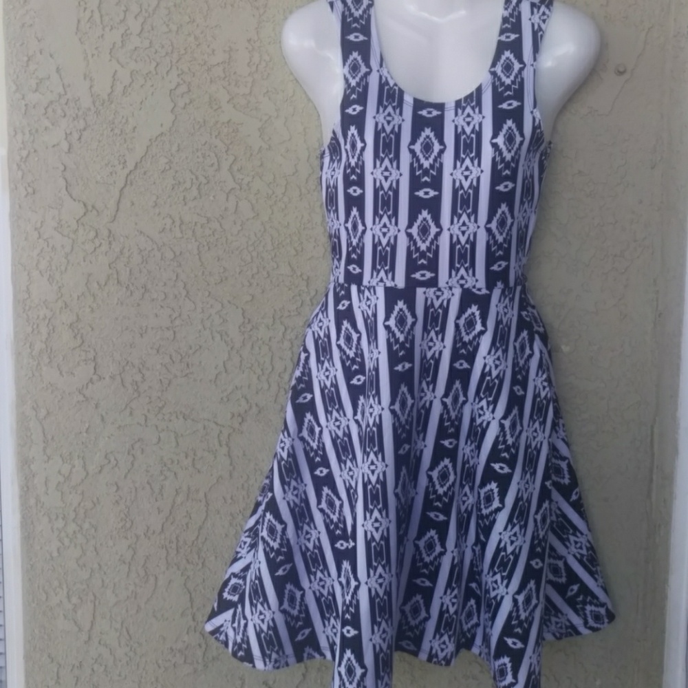 Rue 21 black & white geometric skater dress